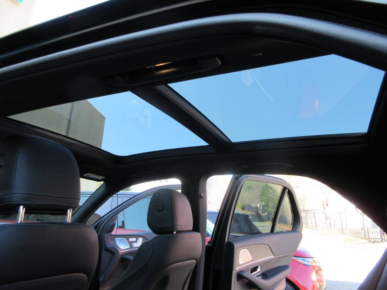 Used 2025 Mercedes-Benz GLE 580 4MATIC image 42