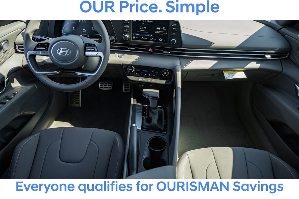 New 2025 Hyundai Elantra Sport image 16