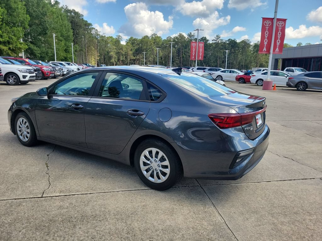 Used 2021 Kia Forte Sedan FWD image 3
