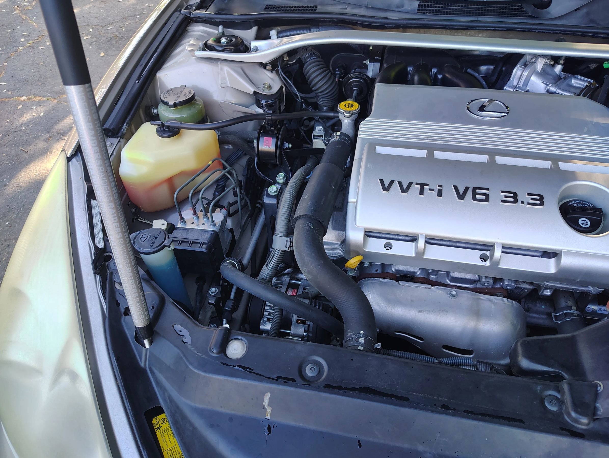 Used 2005 Lexus ES 330 image 24