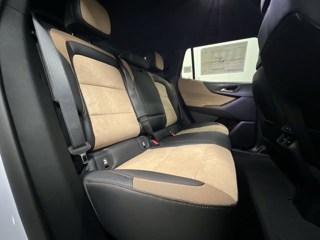 New 2026 Chevrolet Equinox ACTIV w/ Convenience Package III AWD/4WD image 26