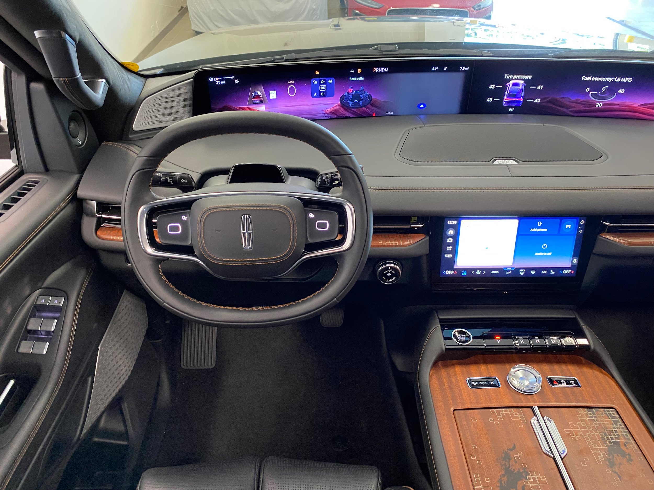 New 2027 Lincoln Navigator Black Label AWD/4WD image 16
