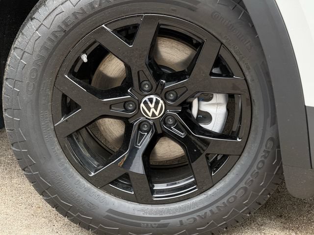 New 2026 Volkswagen Atlas Peak Edition AWD/4WD image 6