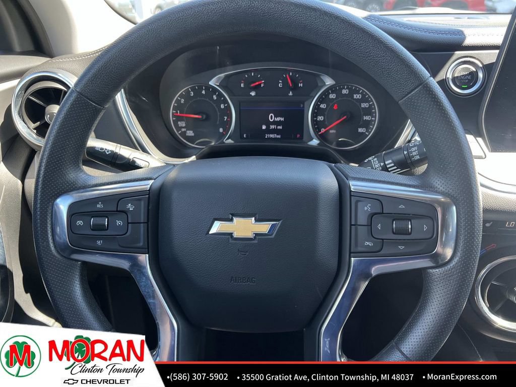 Certified 2025 Chevrolet Blazer LT w/ Midnight/Sport Edition FWD image 18