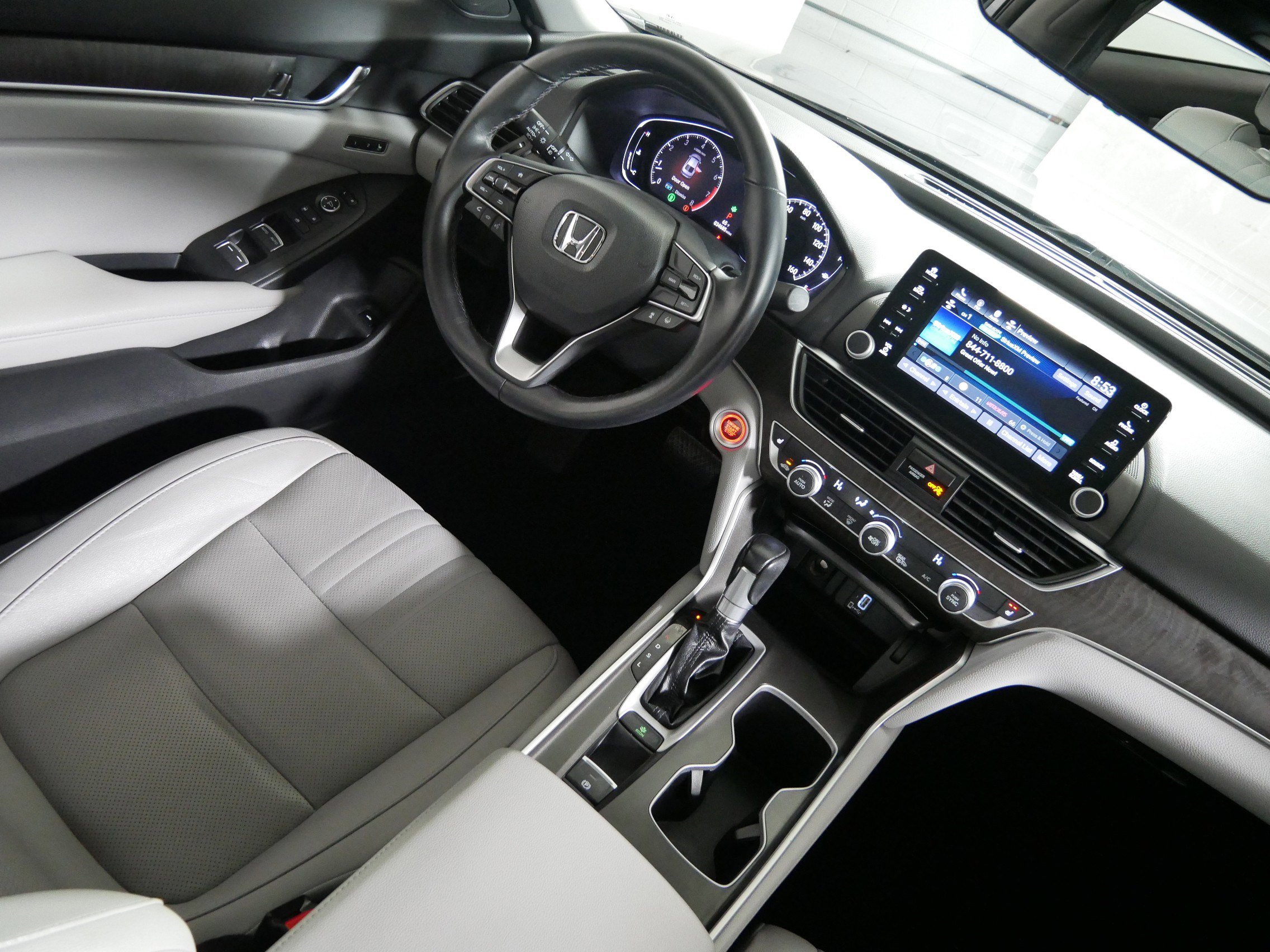 Used 2019 Honda Accord EX-L image 9