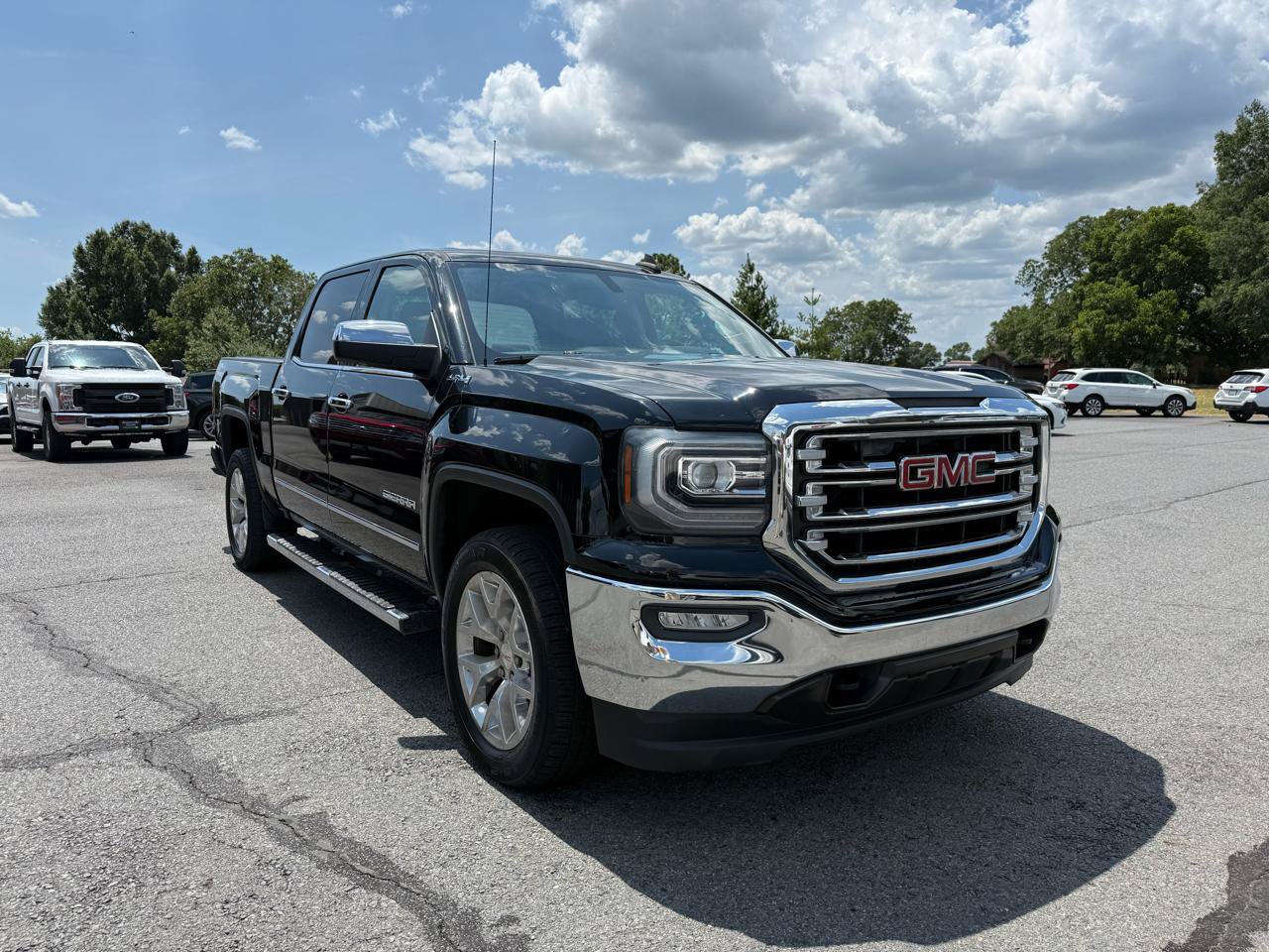 Used 2016 GMC Sierra 1500 SLT w/ SLT Premium Package AWD/4WD image 9