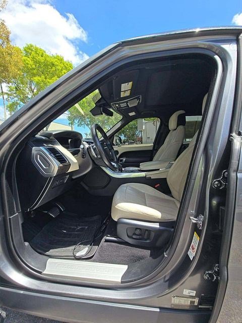 Used 2019 Land Rover Range Rover Sport Supercharged AWD/4WD image 7
