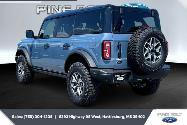 New 2025 Ford Bronco Badlands image 2
