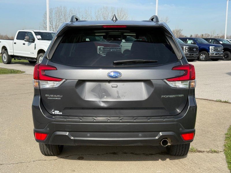 Used 2021 Subaru Forester Limited image 4