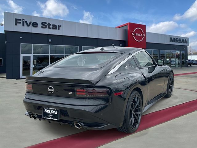 Used 2025 Nissan Z Performance w/ Floor Mat Package RWD image 6