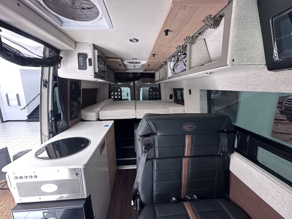 New 2025 Mercedes-Benz Sprinter 2500 image 16