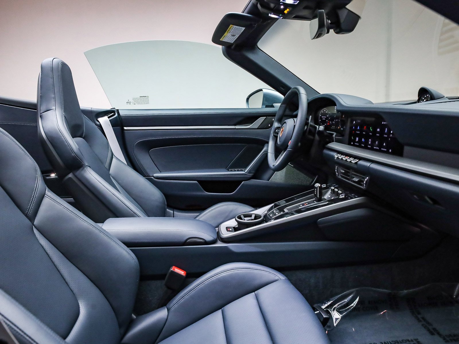 Used 2025 Porsche 911 Carrera image 16