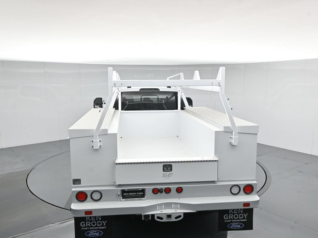 New 2026 Ford F350 XL w/ XL Chrome Package RWD image 42