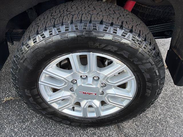 Used 2024 GMC Sierra 2500 SLE w/ SLE Value Package; AWD/4WD image 37