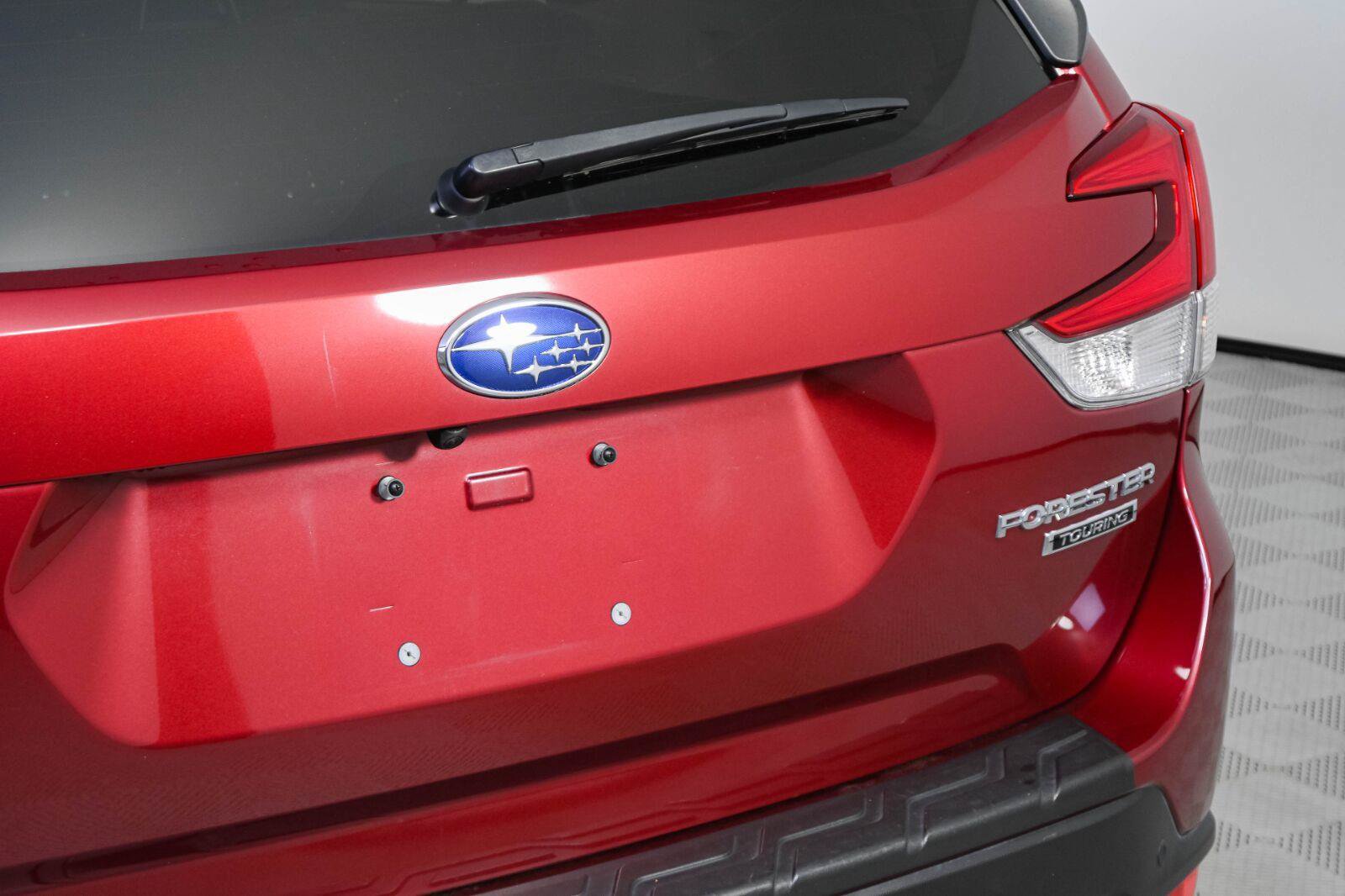 Used 2020 Subaru Forester Touring AWD/4WD image 38