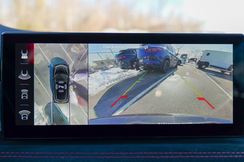 Used 2024 Alfa Romeo Tonale Veloce w/ Active Assist Package image 49