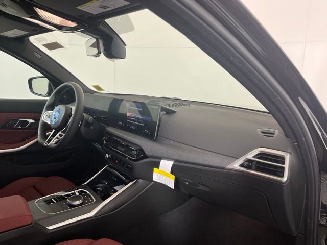 New 2026 BMW 330i xDrive Sedan w/ M Sport Package AWD/4WD image 18