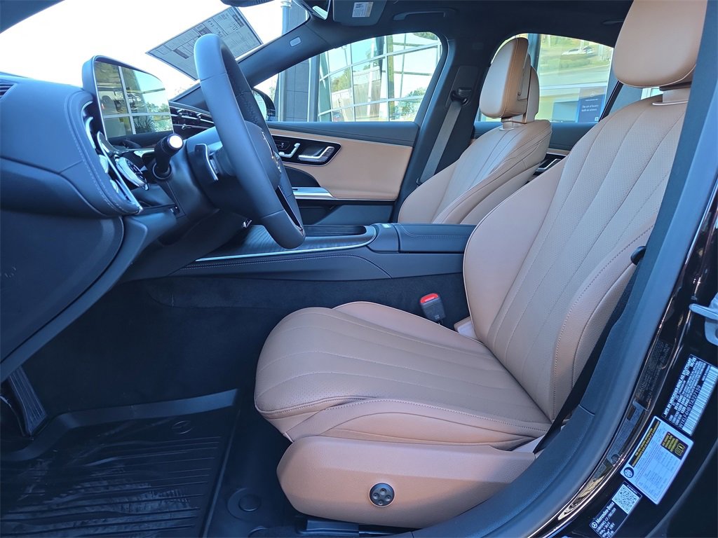 New 2026 Mercedes-Benz E 350 4MATIC Sedan image 10