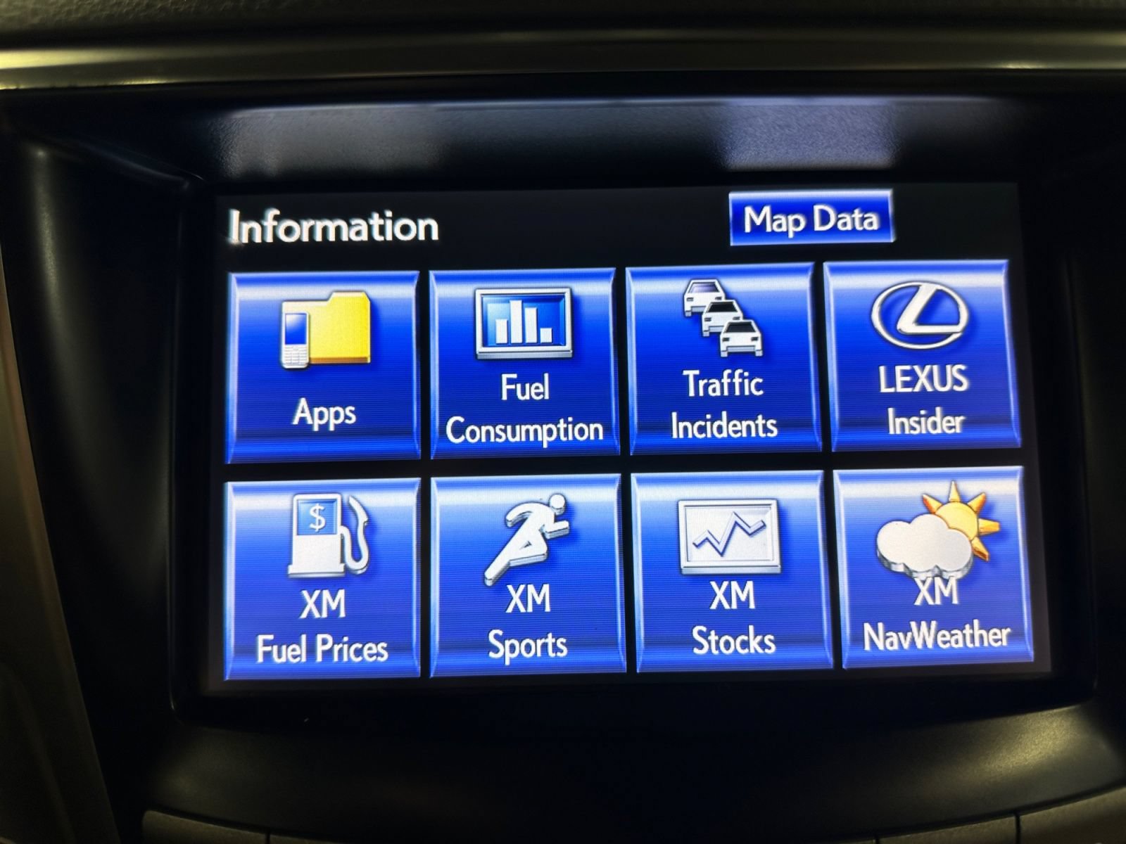 Used 2013 Lexus LX 570 4WD w/ Luxury Pkg image 32
