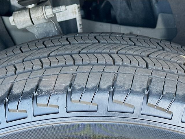 Used 2024 Jeep Grand Cherokee L Limited w/ Luxury Tech Group II image 35