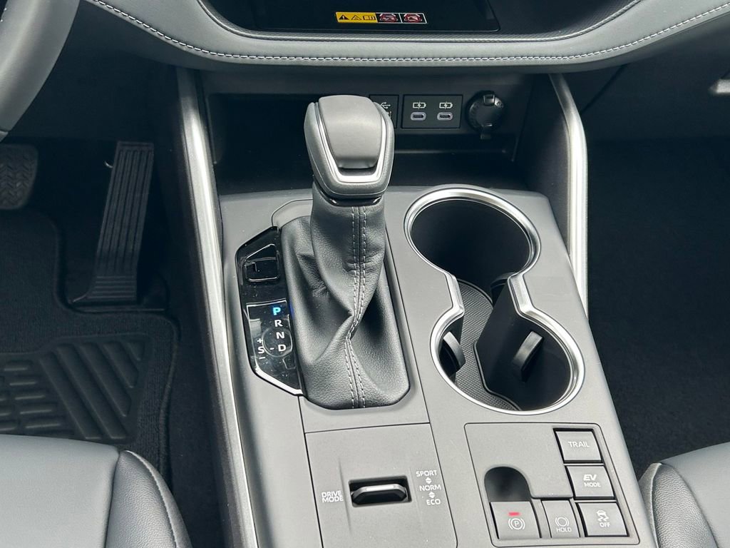 New 2026 Toyota Highlander XLE AWD/4WD image 25