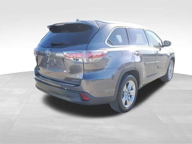 Used 2016 Toyota Highlander Limited w/ Protection Package #3 image 4