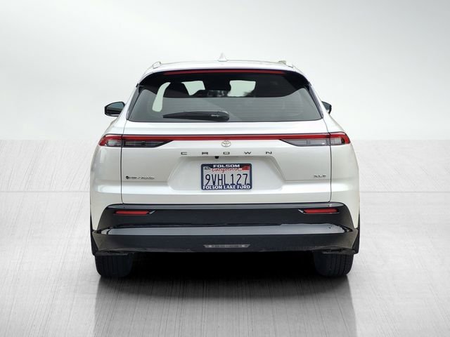 Used 2025 Toyota Crown Signia image 5