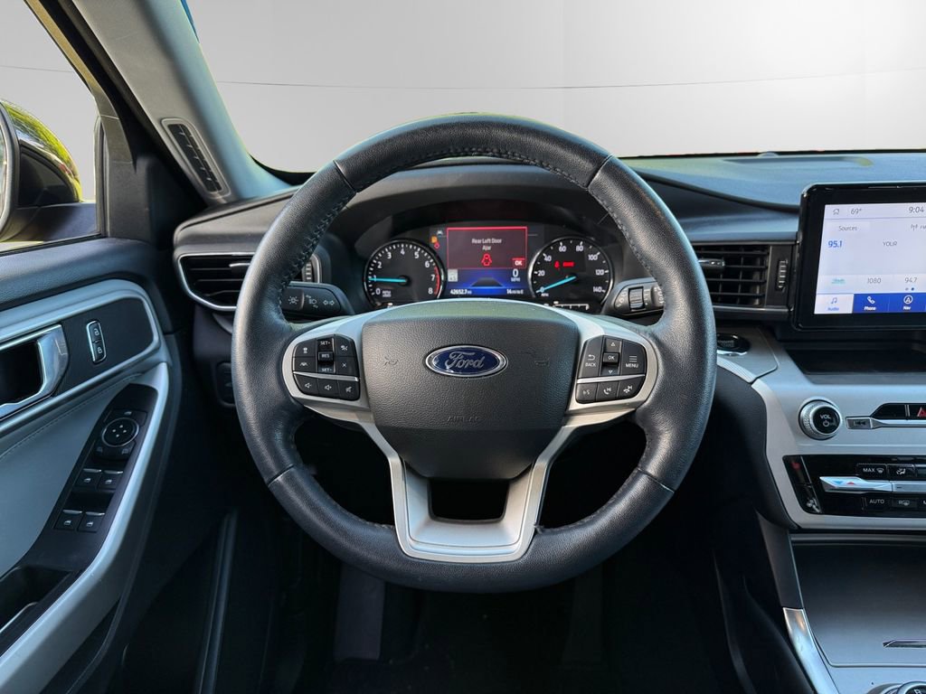 Certified 2022 Ford Explorer XLT w/ Equipment Group 202A image 11