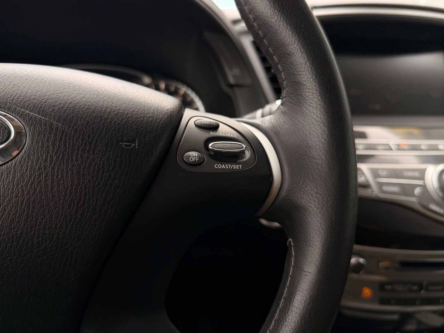 Used 2019 INFINITI QX60 Pure image 32