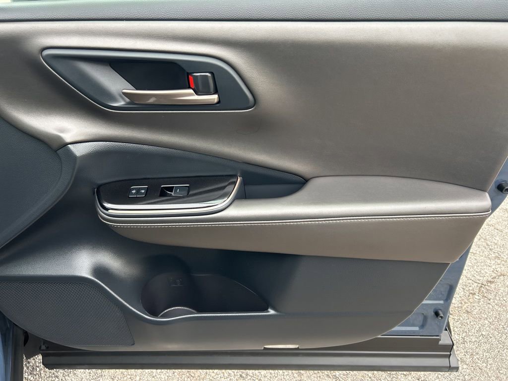 Used 2026 Toyota Crown Nightshade image 23