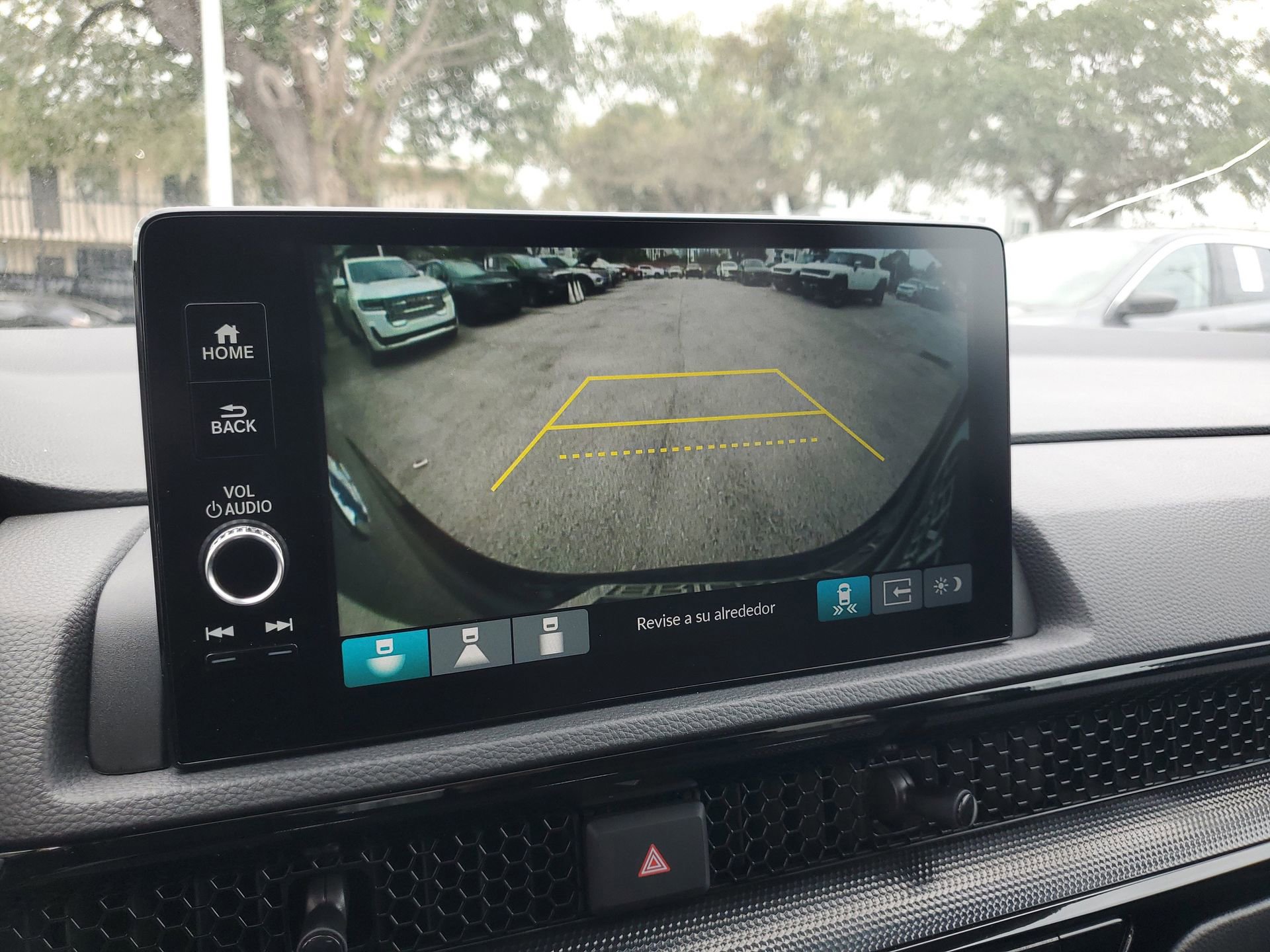 Used 2025 Honda CR-V EX-L image 33