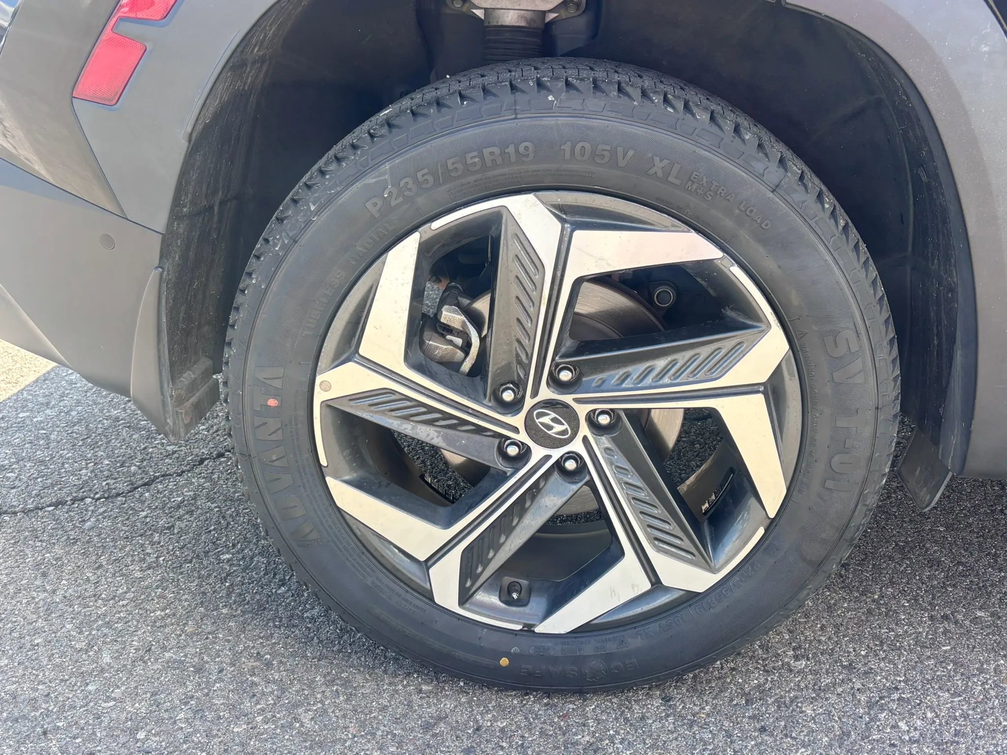Used 2023 Hyundai Tucson Limited AWD/4WD image 5