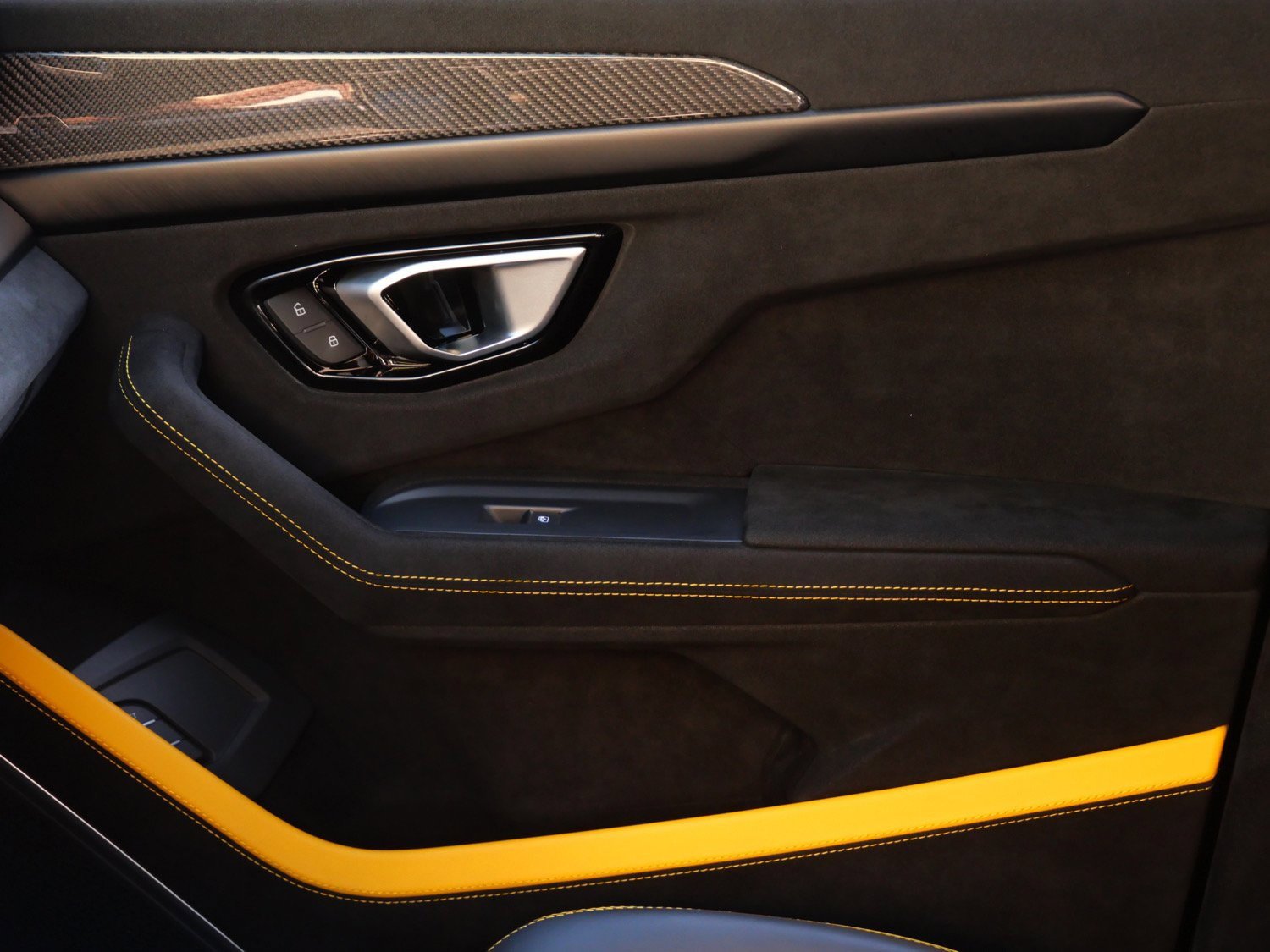 Used 2024 Lamborghini Urus Performante image 14