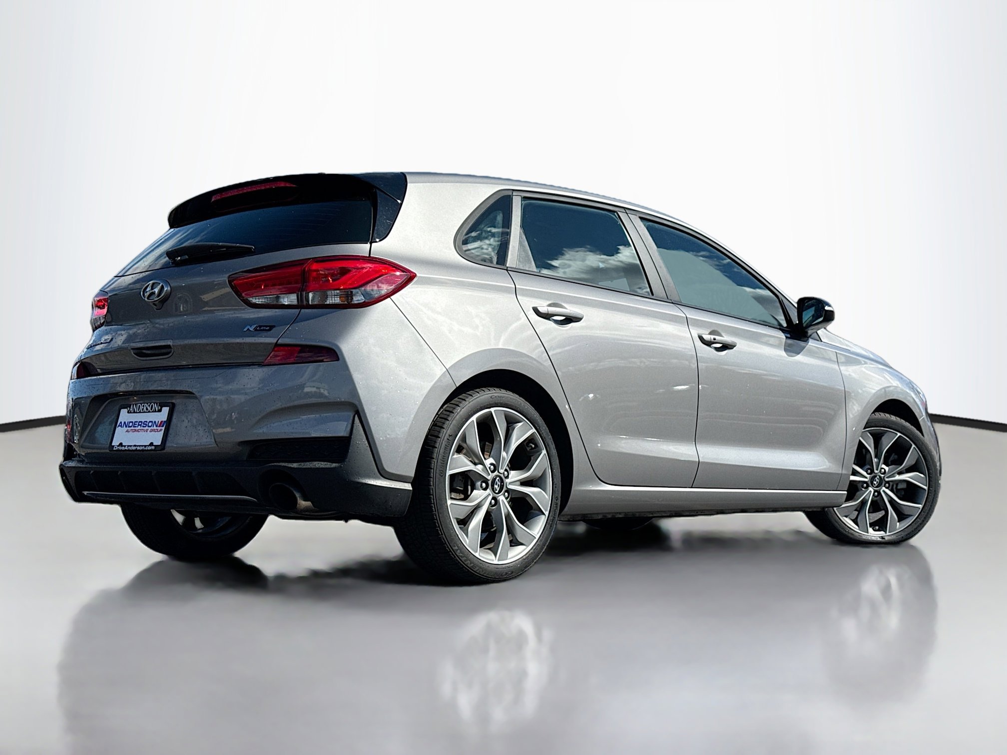 Used 2020 Hyundai Elantra GT N Line image 2