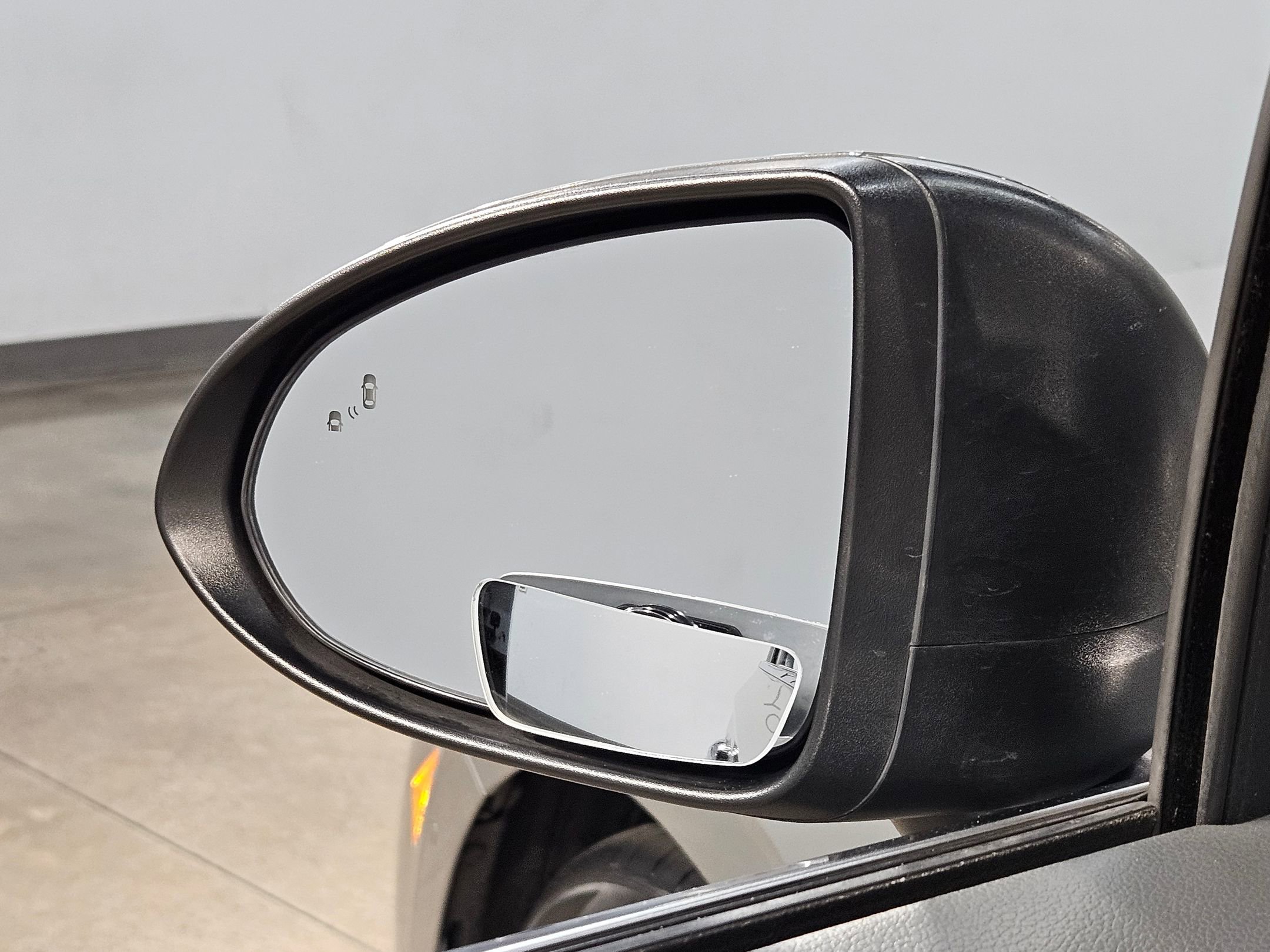 Used 2022 Hyundai Sonata Limited image 23