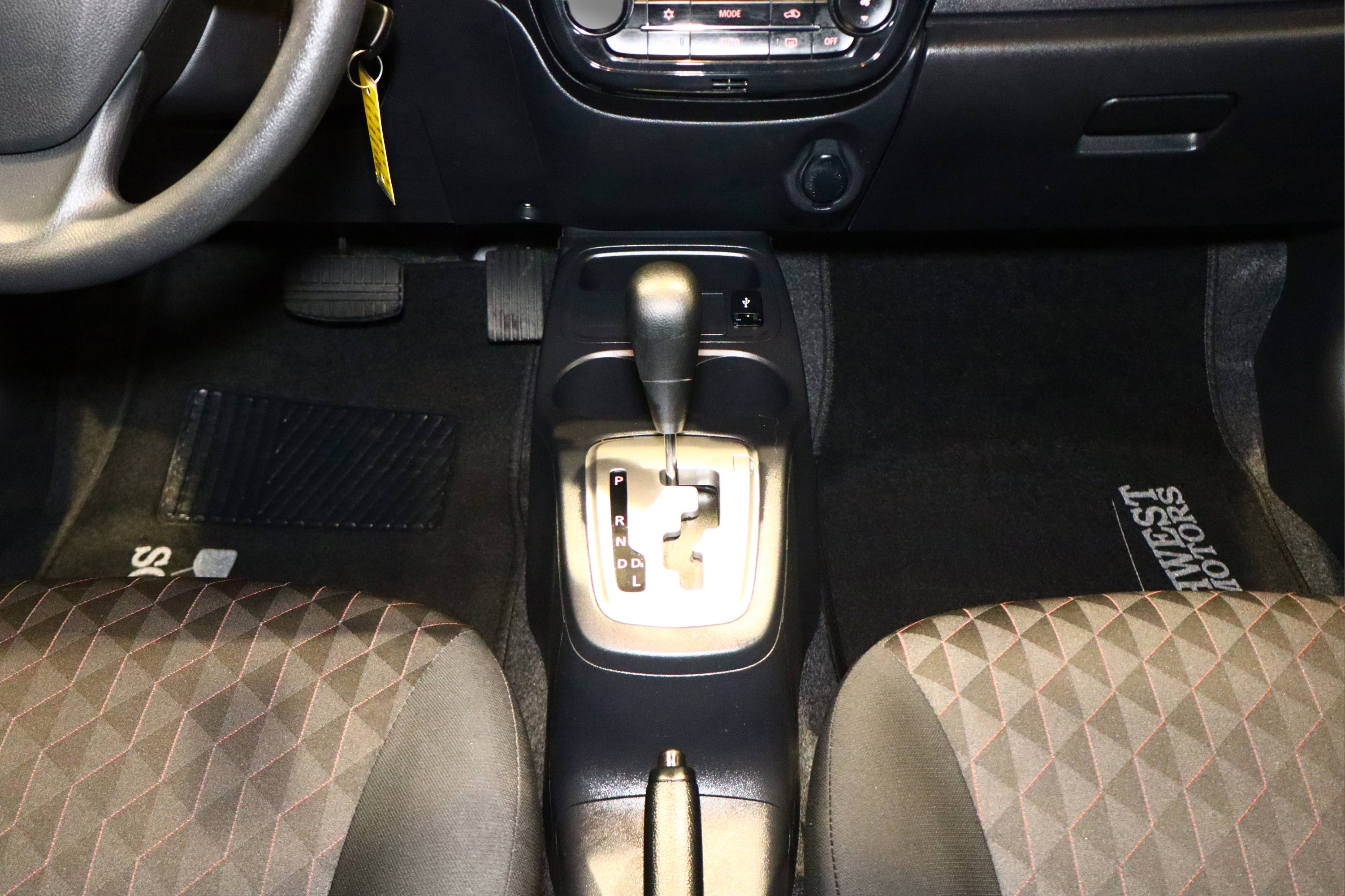 Used 2024 Mitsubishi Mirage ES image 26