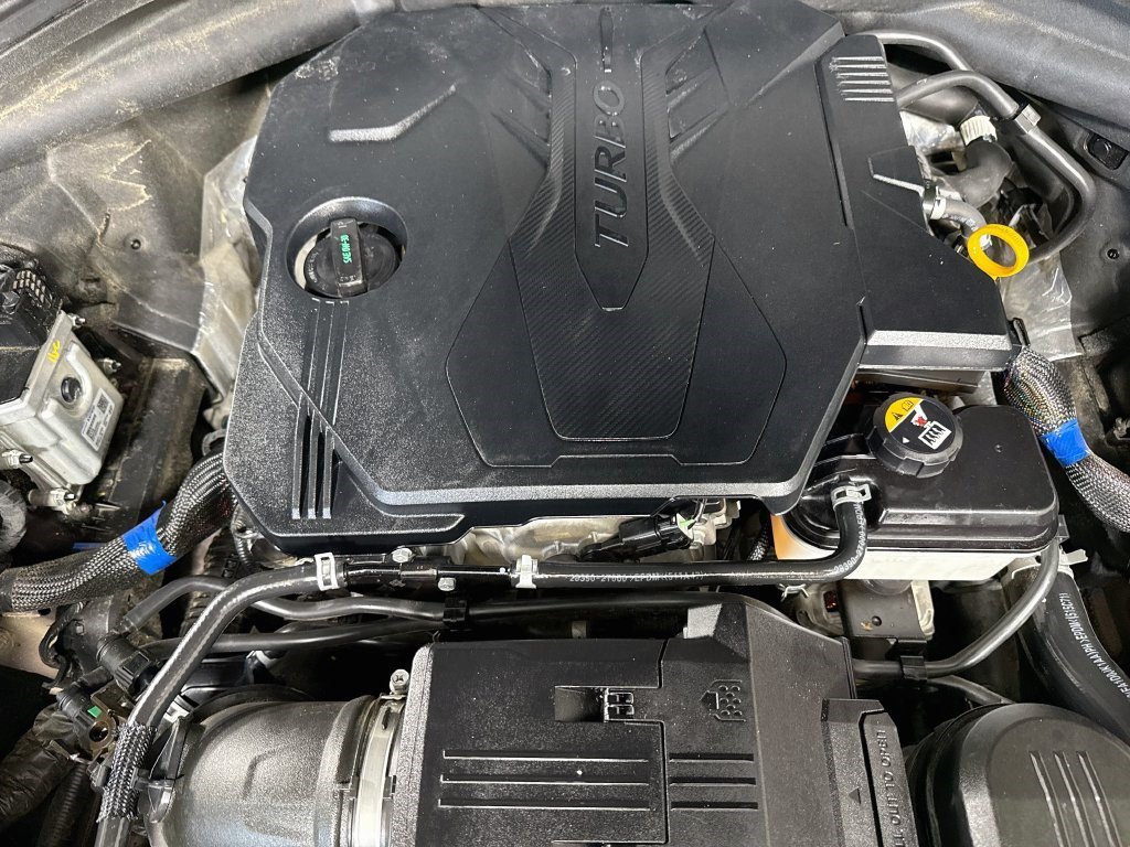Used 2022 Genesis GV70 2.5T AWD/4WD image 38