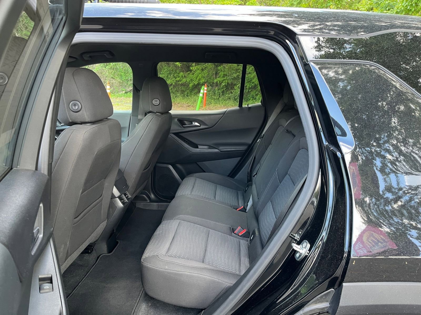 Used 2025 Chevrolet Equinox LT AWD/4WD image 31
