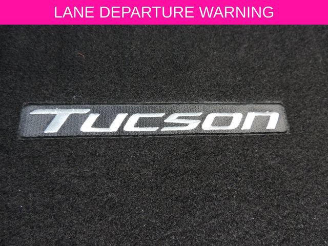 Used 2025 Hyundai Tucson SE FWD image 14