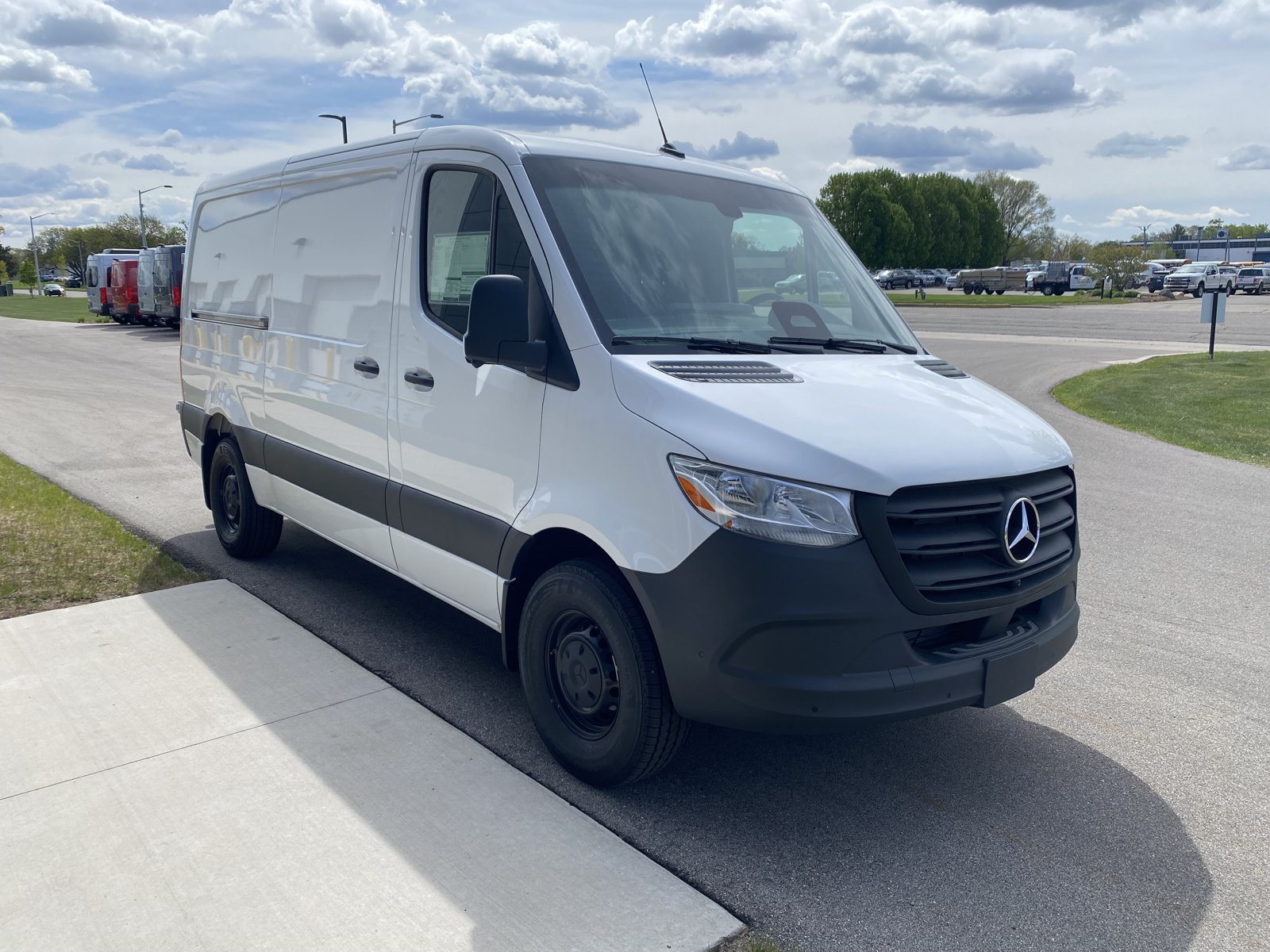 New 2026 Mercedes-Benz Sprinter 2500 image 2