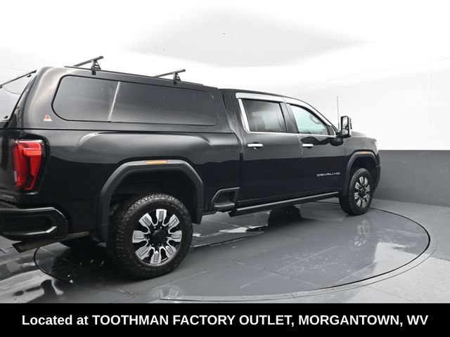 Used 2023 GMC Sierra 3500 Denali w/ Denali Ultimate Package AWD/4WD image 23