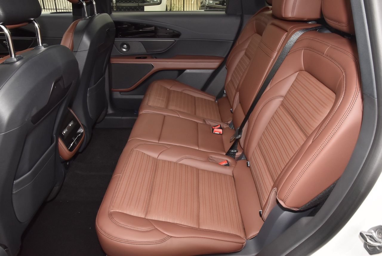 New 2026 Lincoln Nautilus Reserve w/ Jet Appearance Package AWD/4WD image 21