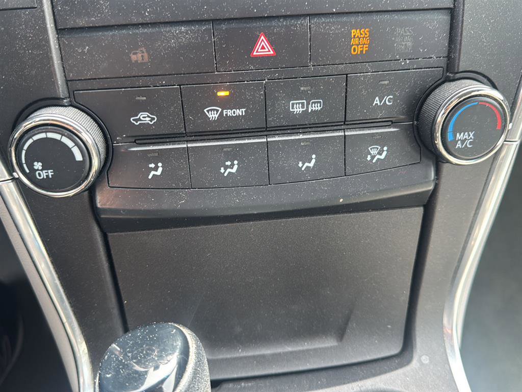 Used 2016 Toyota Camry LE FWD image 10