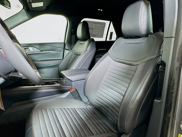 New 2026 Ford Explorer ST-Line AWD/4WD image 9