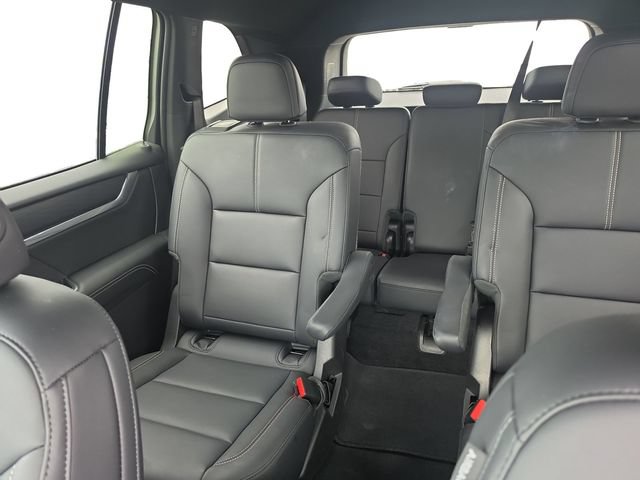 Used 2026 GMC Acadia Elevation w/ Elevation Premium Package FWD image 15