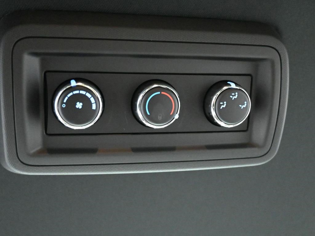 Used 2017 Dodge Grand Caravan SE image 30