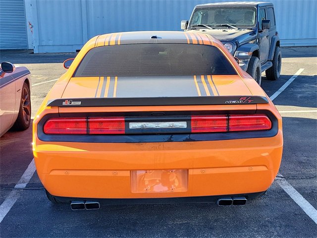 Used 2014 Dodge Challenger R/T image 9