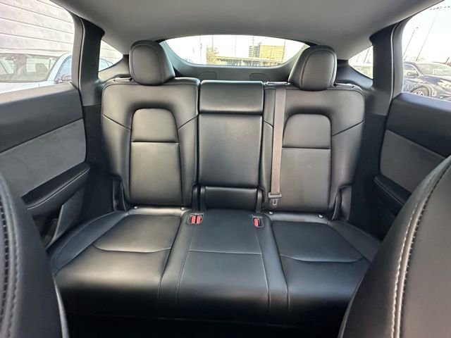 Used 2024 Tesla Model Y Long Range image 10