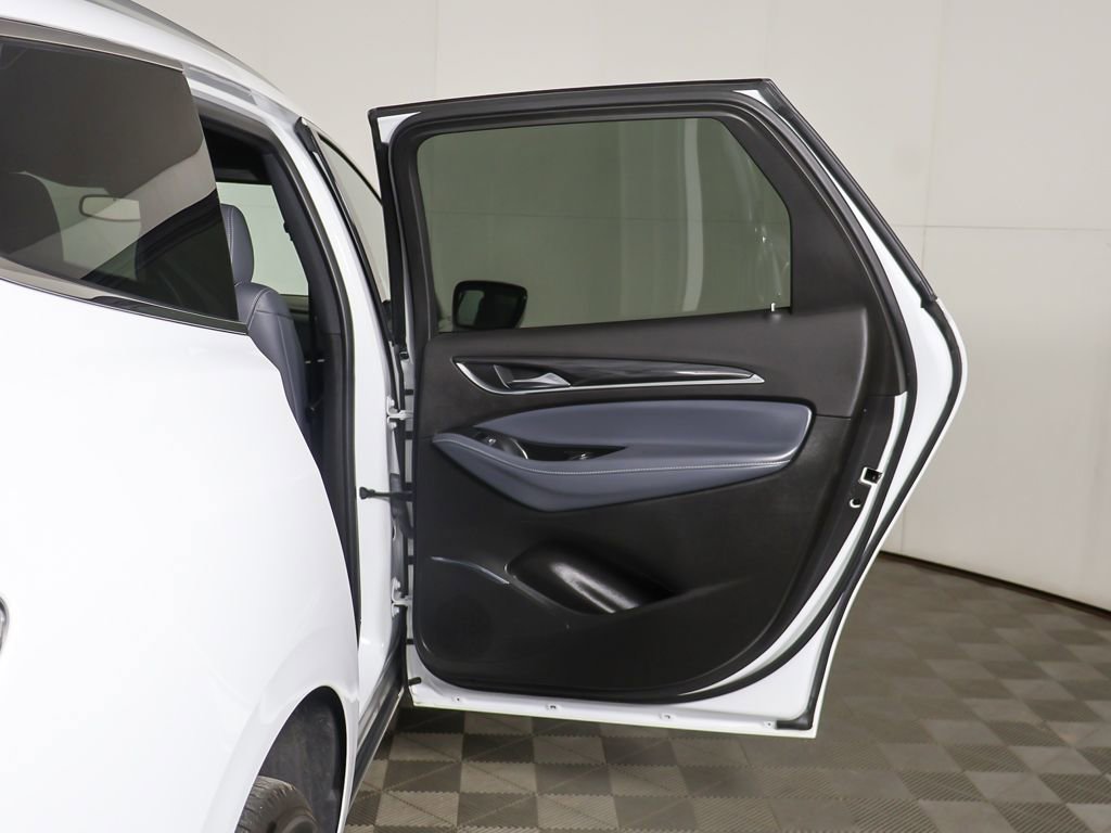 Used 2023 Buick Enclave Essence FWD image 23