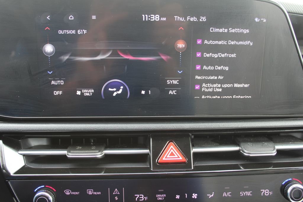 Certified 2024 Kia Niro EX image 48